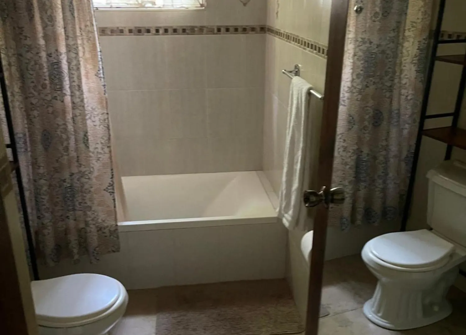 Le Quad - One Bedroom & Studio Apt - Private, Spacious & Secured Kingston 0*,